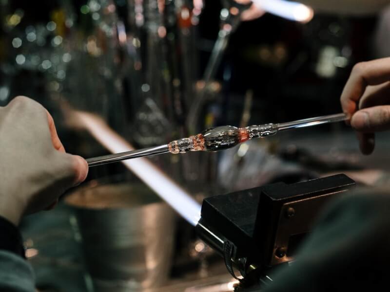 Why a London Glassblowing Class Is a Dream Date Activity